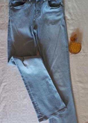 Светло-голубые брендовые джинсы kuyichi pure denim (размер s / m)