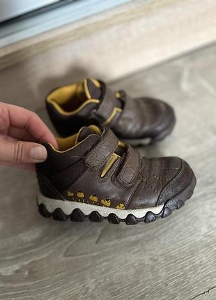 Черевики для хлопчика clarks коричневі, розмір 25