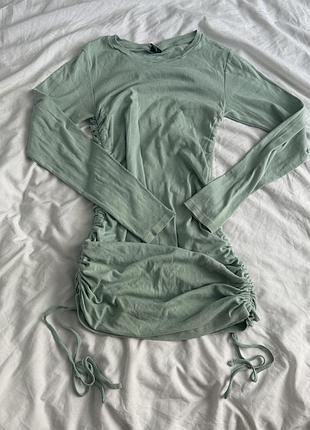 Сукня оливкового кольору urban outfitters, розмір м, 100% cotton