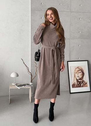 Длинное платье с пояском и высоким горлом бежевое merlini ferra 700002302 2xl/3xl