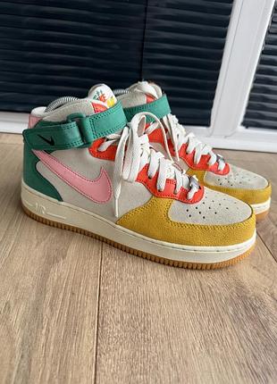 Нові кросівки nike air force 1 mid  у забарвленні  / (артикул dr0158-100) з різнококльовими замшевими та шкіряними вставками на 25 см 38-39 розмір