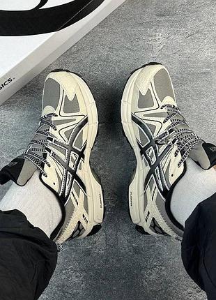 Кросівки чоловічі asics gel-kahana 8 бежеві/чорні