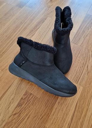 Черевики  чоботи skechers on-the-go joy bundle up зимові skechers / розмір 39 оригінал
