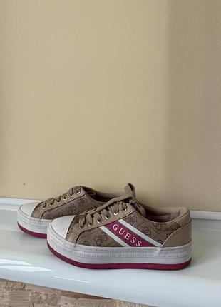 Продам кросівки guess 4