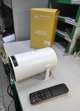 Мультимедиа проектор б/у projector hy300