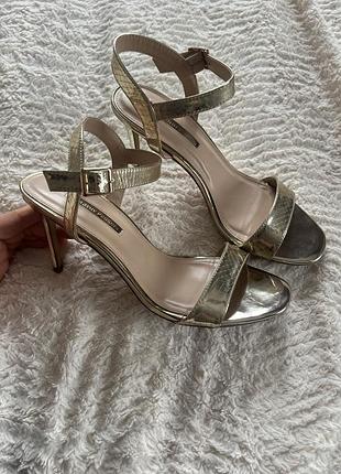 Босоніжки dorothy perkins 5
