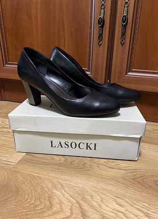 Туфлі жіночі lasocki чорні 38 розмір шкіра