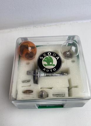 Оригинальный сервисный набор лампочек skoda vw vag group fabia roomster 5j0998200a 5j0 998 200 a 5j0998200