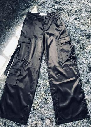 Брюки карго bershka