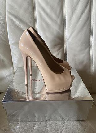 Шикарні туфлі gianmarco lorenzi