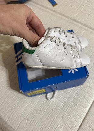 Adidas дитячі кросівки пінетки