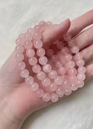 Элегантный браслет-резинка из розового кварца