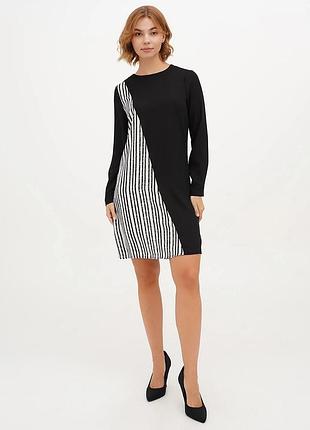 Чорна  сукня футляр zara