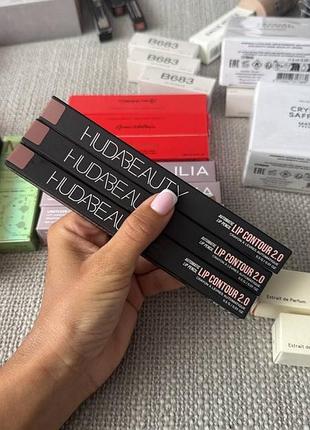 Олівець для губ huda beauty lip contour 2.0