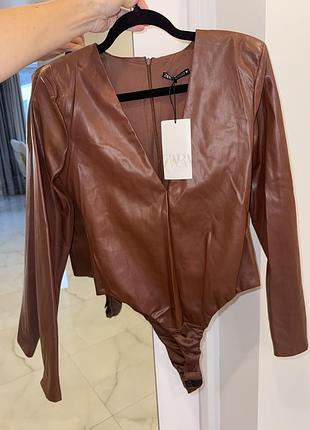 Розкішний боді zara в коричневому кольорі зара