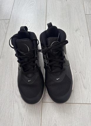 Кросівки nike time hustle 37 розмір 3