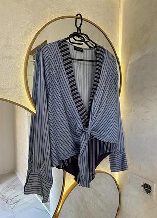 Жіноча блуза-боді zara у смужку синьо-блакитних відтінків