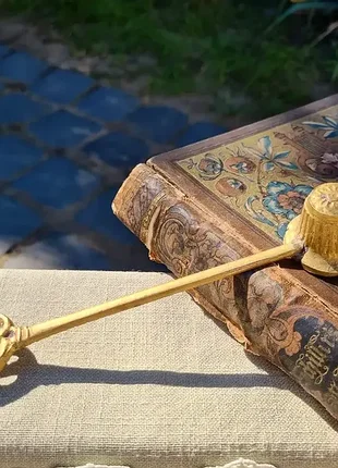 Роскошный старинный гаситель для тушения свечи! германия!