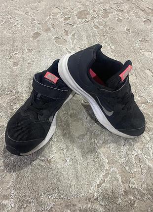 Кросівки для дітей nike чорні 20 см