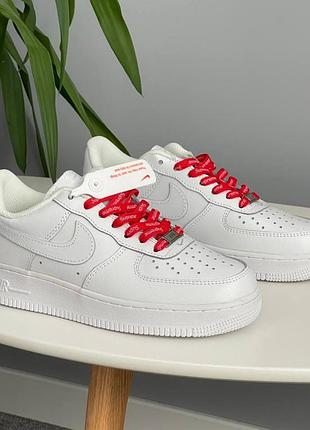 Nike air force 1 low supreme white