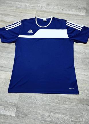 Чоловіча спортивна футболка adidas, розмір l.