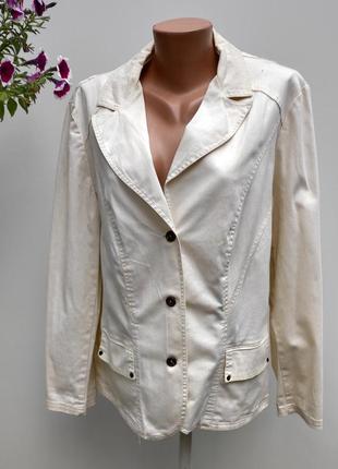Піджак жіночий на ґудзиках розмір 46 ( б-44)1 фото
