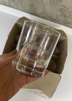 6 келихів arcoroc із фірмовим логотипом ballantine’s.
