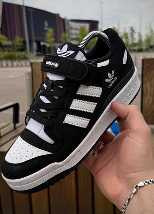 Кросівки  forum low