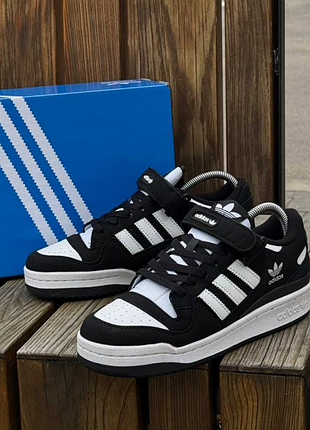 Кросівки  forum low 7