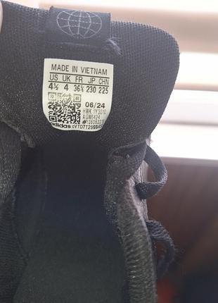 Кросівки adidas чорні 3