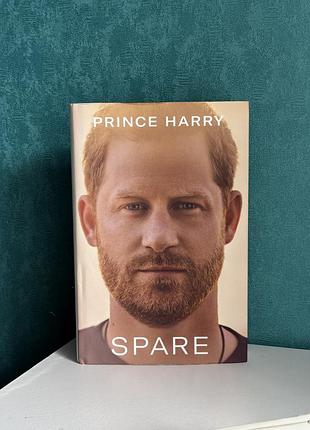 Книга «spare» («запасний») принц гаррі (prince harry) англійською