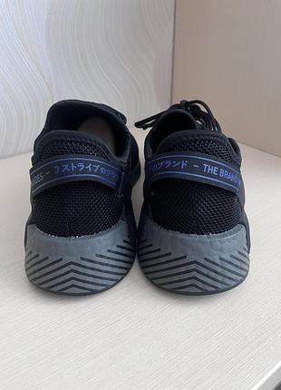 Кросівки adidas чорні 36 5