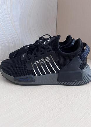 Кросівки adidas чорні 36 7