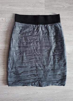 Серая фактурная мини юбка h&amp;m