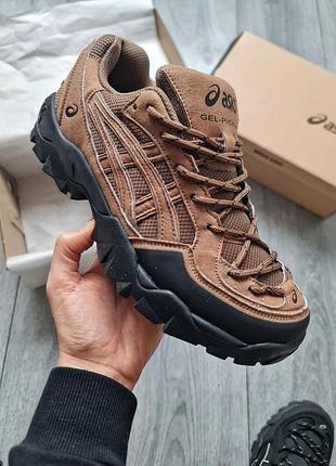 Мужские кроссовки asics gel-pickax brown