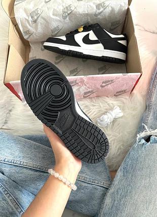 Nike sb dunk low black white charm 2