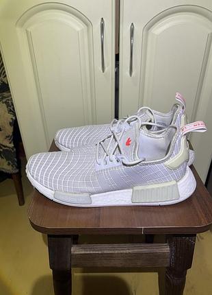 Кросівки adidas nmd_r1 сірі 3