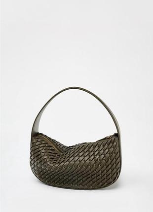 Сумка zara зелена плетена