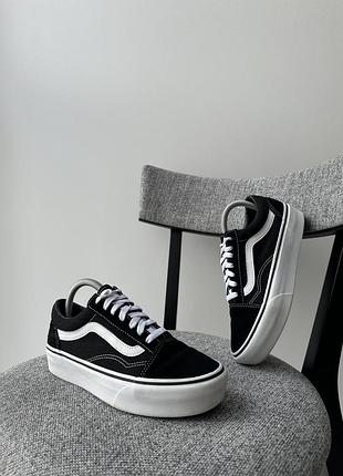 Жіночі класичні кеди взуття кросівки на платформі vans old skool platform