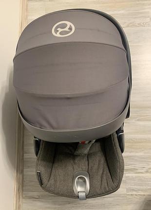 Автокрісло cybex cloud q сіре 3