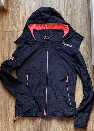 Жіноча куртка superdry