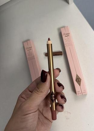 Олівець для губ charlotte tilbury lip cheat lip liner у культовому відтінку pillow talk, 1,2 г