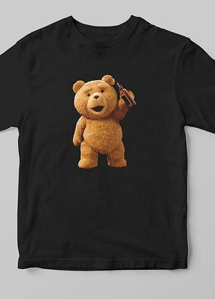 Футболка з принтом "ведмедик ted з пивом" чорний