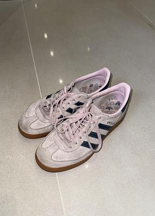 Adidas spezial