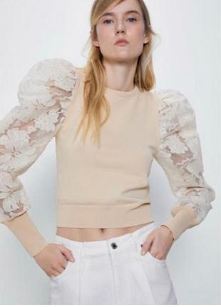 Шикарный джемпер с объемными кружевными рукавами zara