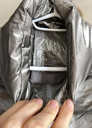 Куртка  zara срібляста 9-10 років 2