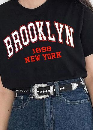 Футболка з принтом "brooklyn"