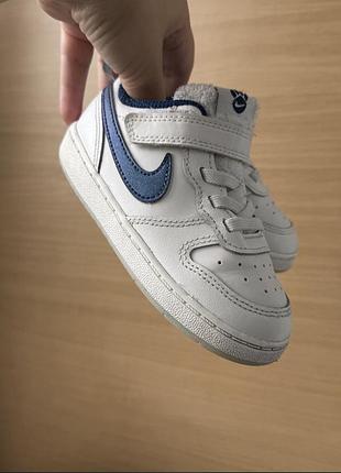 Кросівки дитячі nike