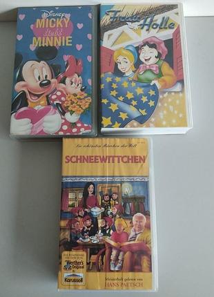 Відеокасети vhs оригінал німеччина / disney / казки німецькою мовою (3 шт.)