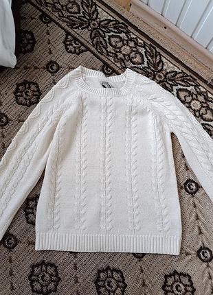 Свитер фирменный